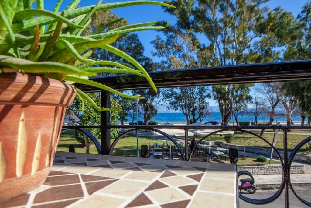 City Center, Sea View Apartment, Amelia! Anemomylos Dış mekan fotoğraf